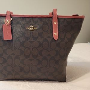 Coach Signature Canvas Top Zip Tote